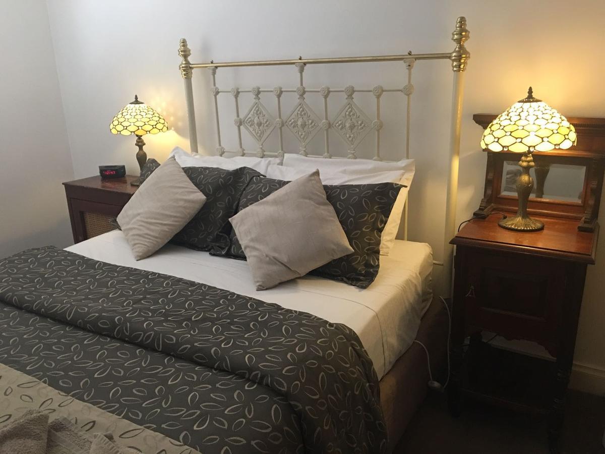 Amy'S House Bed & Breakfast Auburn Bagian luar foto