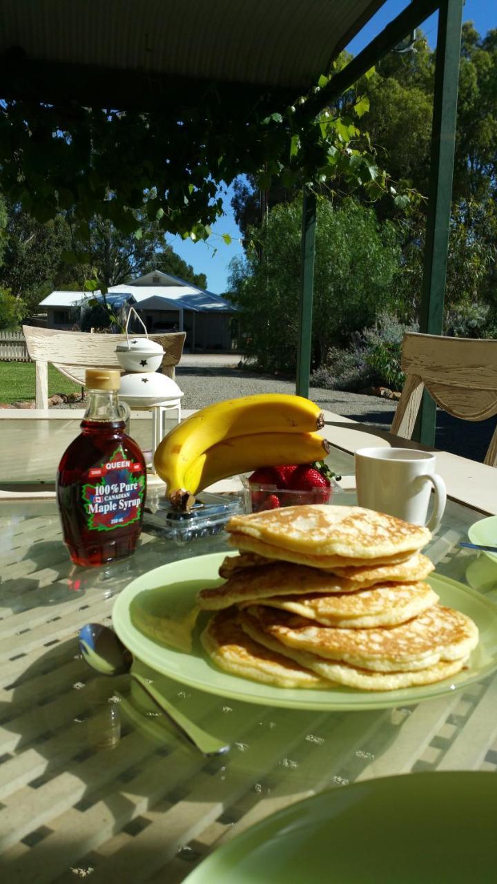 Amy'S House Bed & Breakfast Auburn Bagian luar foto
