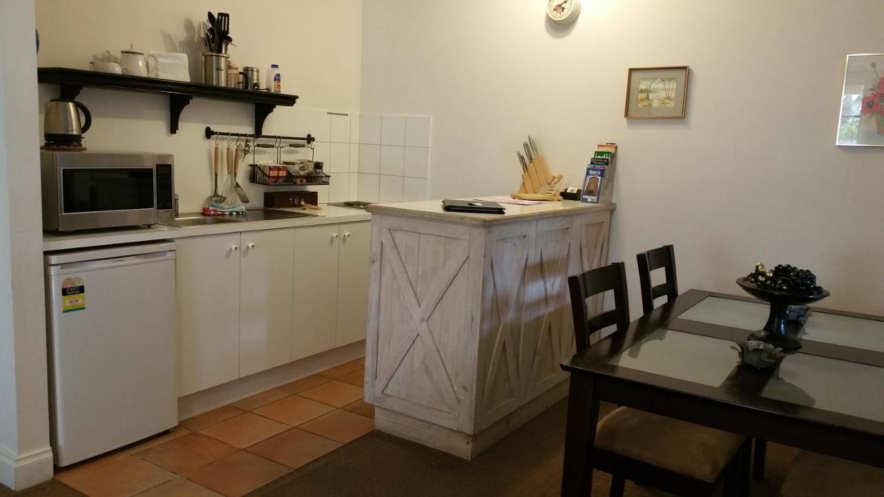 Amy'S House Bed & Breakfast Auburn Bagian luar foto