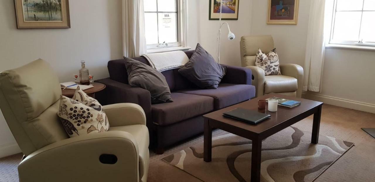Amy'S House Bed & Breakfast Auburn Bagian luar foto